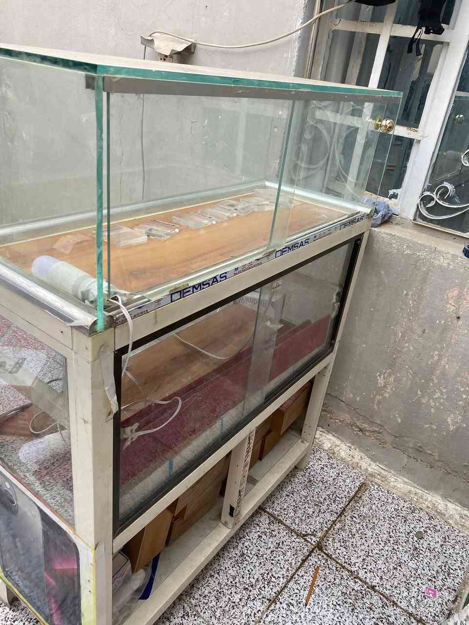 ميز عرض للبيع
سعر 120 الف بي مجال بسيط حك الجيه 
مع اصائة كامله عنوان حله بابل


**إذا كنت صاحب هذا الإعلان وتريد حذفه لأي سبب، رجاءا أرسل رسالة إلى الدعم الفني**