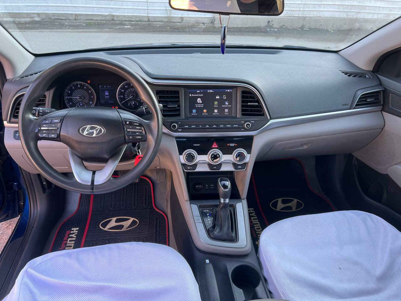 سلام عليكم النترا 2019
مكينه 200 دوش كير اي تي 
ماشيه 55 الف 
حادث جاملغ ايمن او حافت البنيد فقط
بدون دواخل 
السعر 143 بيهه مجال ***********
