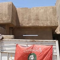 عندي بيت مسلح في الزعفرانيه مقابيل حديقه حجي تقي موقعه كلش حلو واني مس...