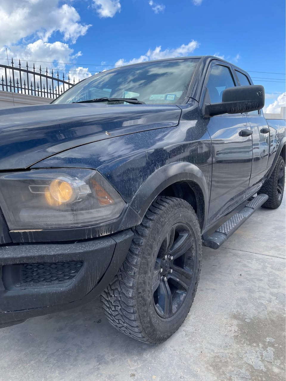 السلام عليكم رام 2023 SLT كلاسيك محرك V6 VVT 3.6 صور الحادث بالمنشور السعر 22300$وبي مجال  العنوان اربيل كوية للأستفسار اكثر متواجد خاص او الأتصال 
*********** بغداد, العراق
