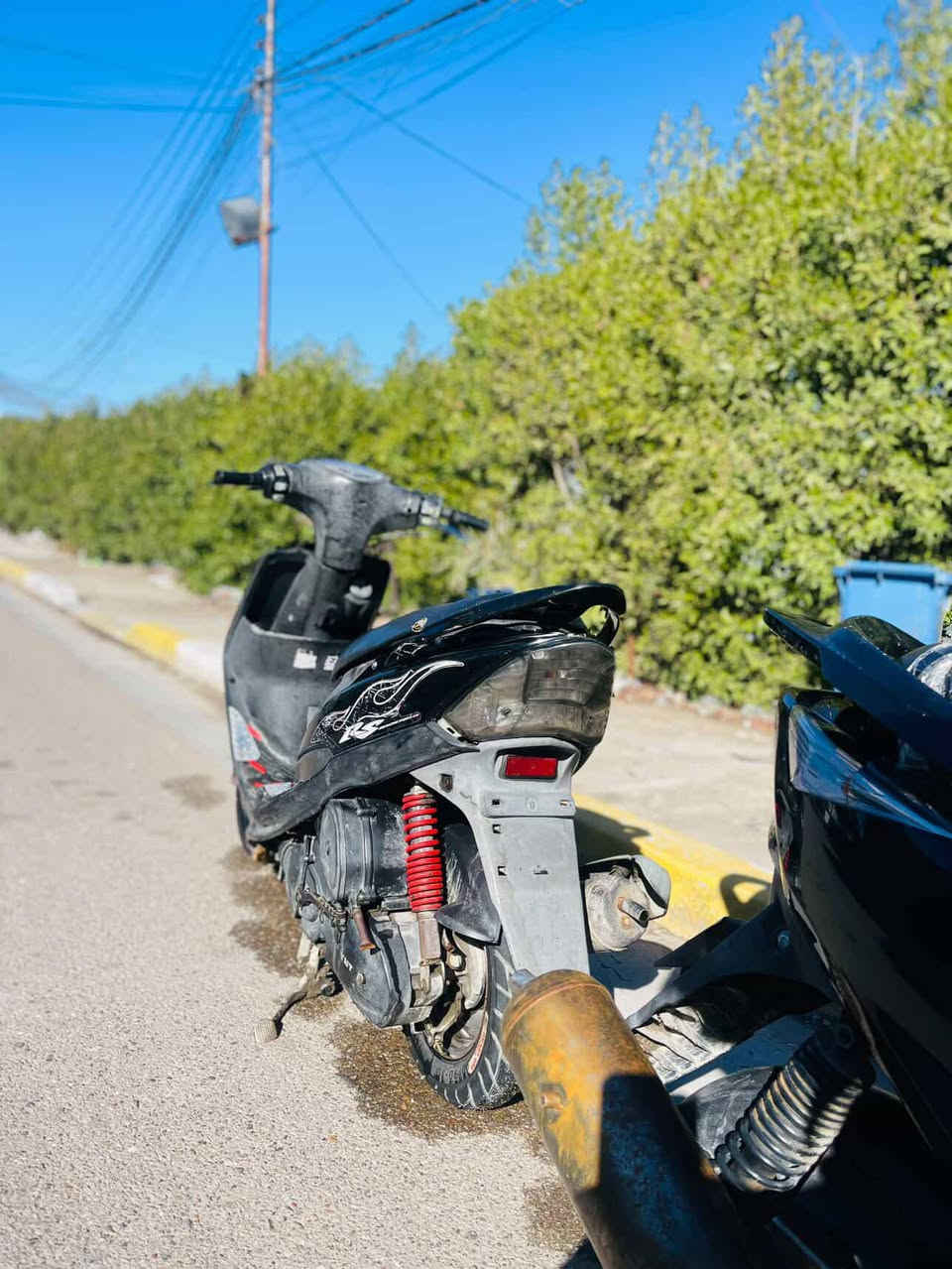 السلام عليكم دراجه ماكس عدله للبيع بلادي كهربايات كله شغاله وكامله كفرات بلادي بيه نقوصات بصيطه كلش ب600 وبيه مجال بصيط عنوان:بغداد البياع رقم: ***********
