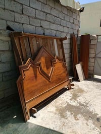 جربايه • خشب درجه اولى • واتساب