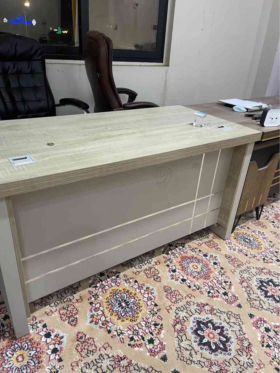 ميز اداري عدد ٢ اخو الجديد  نضيف جداً درجة اولى سعر الواحد ١٧٥ الف مكاني كربلاء 
*********** كربلاء, العراق
