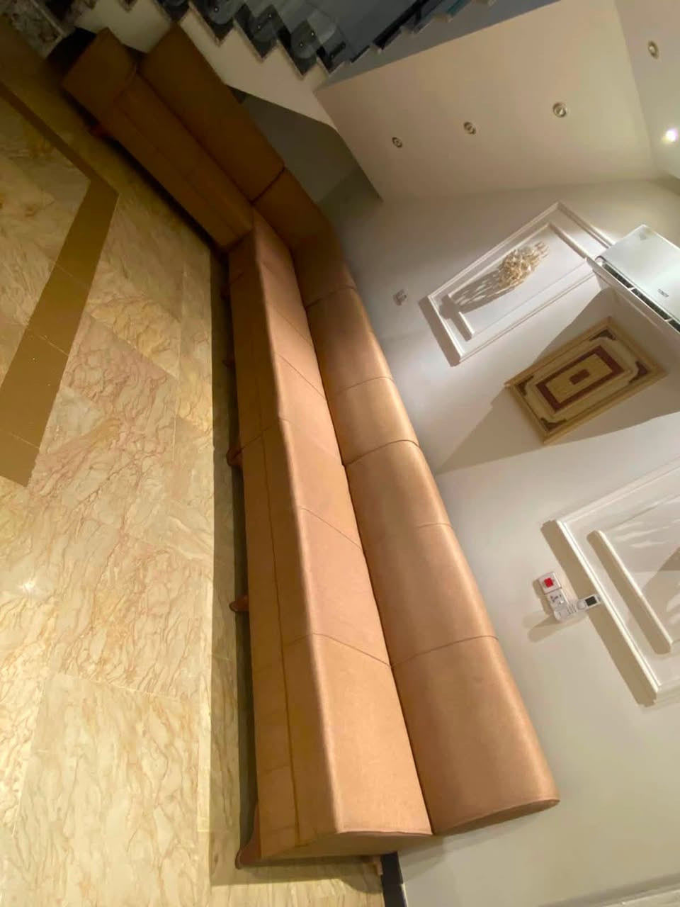 ✨ للبيع تخم قعدة (10 مقاعد)
🛋️ تخم قعدة حديث وأنيق
✅ 10 مقاعد
✅ نظيف جداً وحالته ممتازة (شبه جديد)
✅ مريح وجودة عالية
💰 السعر: 500

📍 العنوان: بغداد – حي الجهاد

📩 للاستفسار أو المعاينة، راسلونا خاص


**إذا كنت صاحب هذا الإعلان وتريد حذفه لأي سبب، رجاءا أرسل رسالة إلى الدعم الفني**
