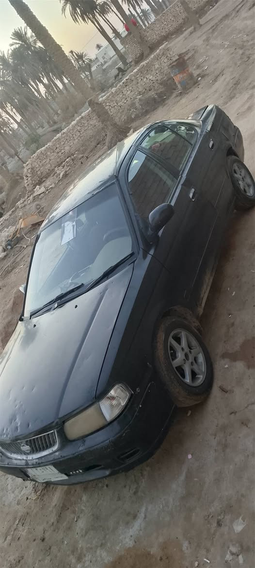 السلام عليكم 
نيسان صني موديل 2000
مكينه وكير كورولا بيها فقط خيط بخار 
رقم القادسية 
السعر 28
مكاني ناحية القادسيه 
***********
