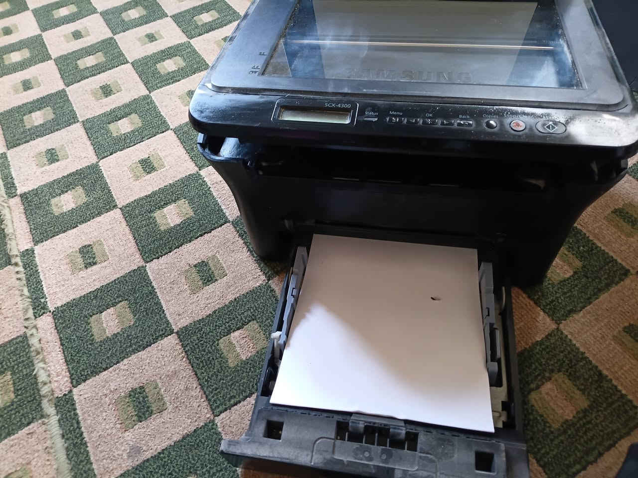 طابعة للبيع    للتواصل 0965498288


**إذا كنت صاحب هذا الإعلان وتريد حذفه لأي سبب، رجاءا أرسل رسالة إلى الدعم الفني**