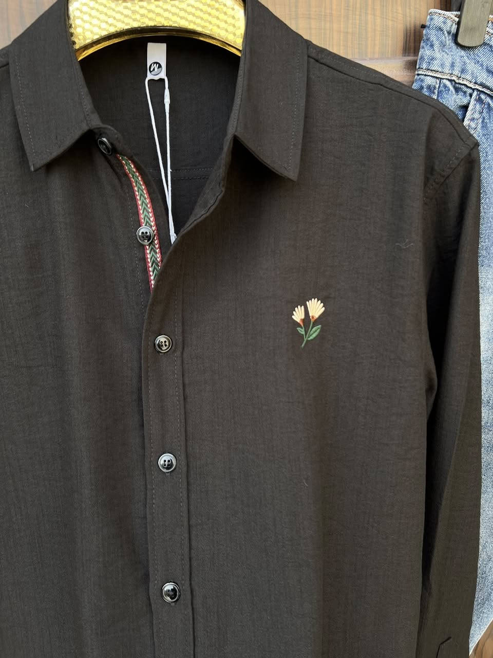 قميص رجالي خامه للن
قياسات-M-L-xl-xxl-3xl🔥

بنطلون ريگلر 30-31-32-33-34-36-38-40🔥

حذاء 40-41-42-43-44-45✨

 
#بضاعتنا_مميزة_وشعارنا_الجودة👍 

العنوان ديالى بعقوبه رگة حجي سهيل 
يوجد توصيل لكل محافظات العراق 

#قميص_للن #قمصان #قميص #رجالي #اكسبلور #العراق

📲***********
الانستا https://www.instagram.com/azya_yasin.dia?igsh=MWdqcjM5bnFyenN5&utm_source=qr
