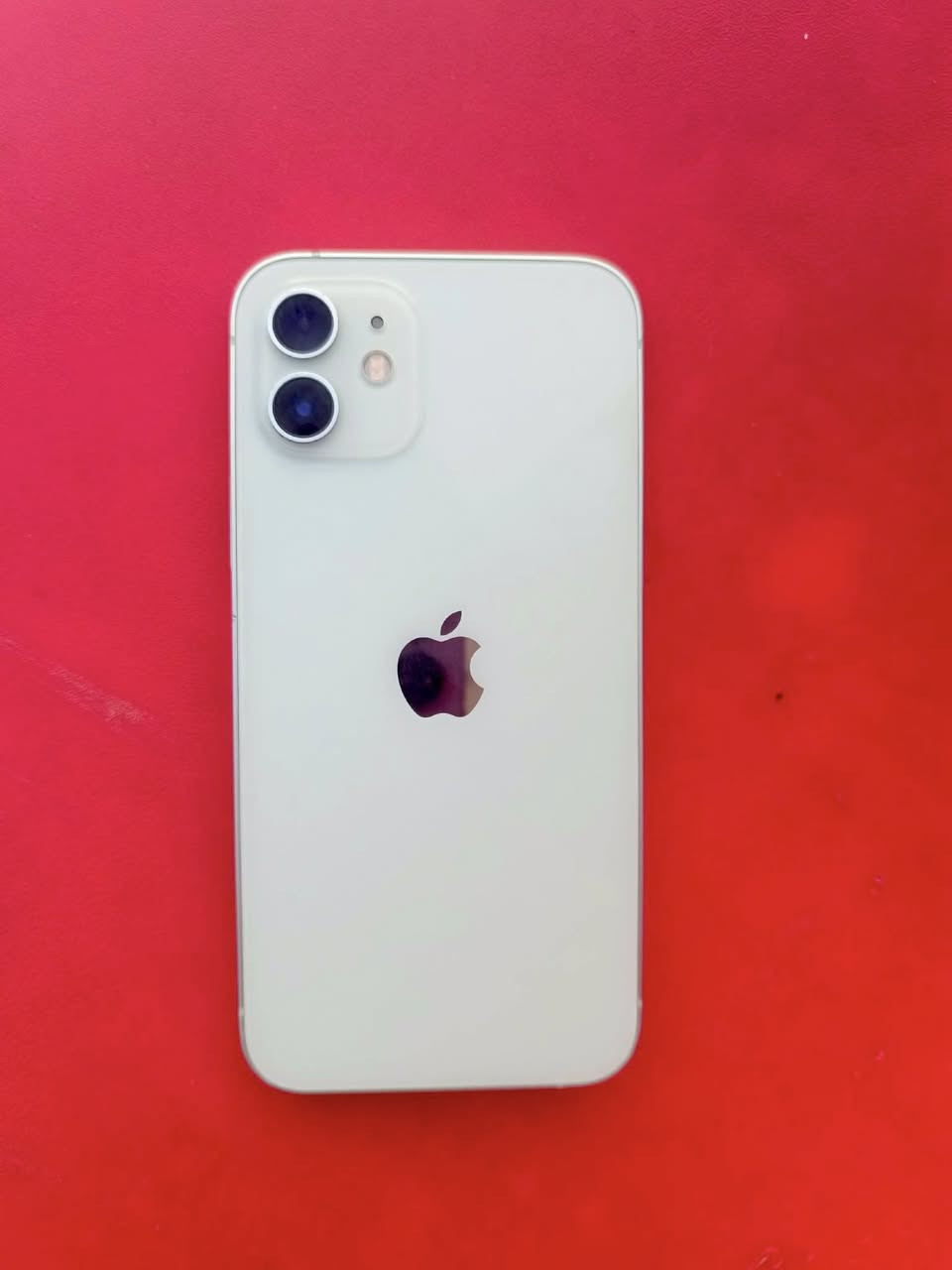 السلام عليكم ايفون 12 عادي ذاكرة 128 مبدل شاشة 3 خيارات بصمة وجه شغالة بطارية ‎%‎71 فول نضافة سعر 250 بيه مجال بسيط مكاني ناحية الدبوني ***********
