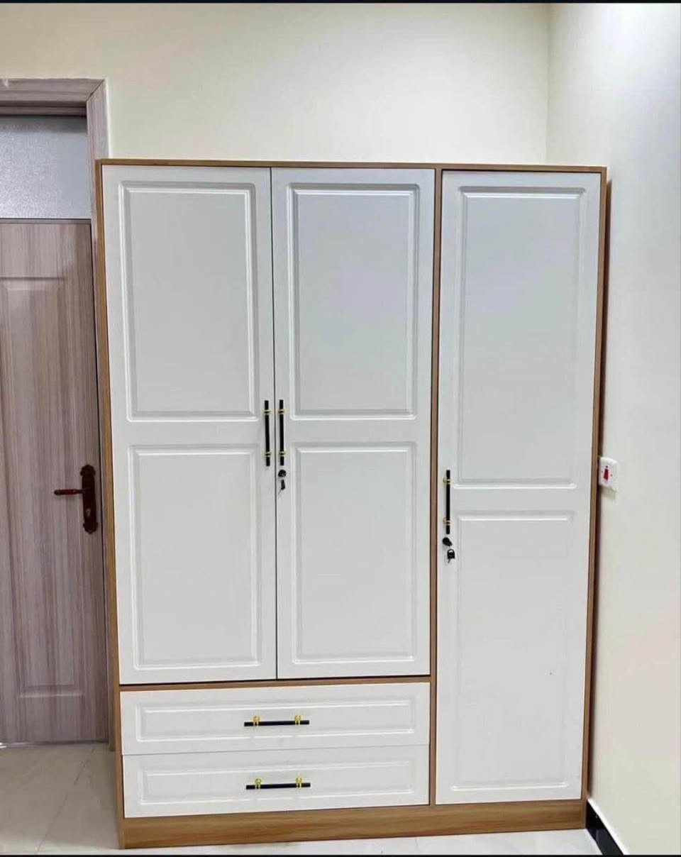 غرفة نوم نفر 
كنتور 4 باب السعر 350 ألف 
كنتور 3 باب السعر 290 ألف 
كنتور 2 باب السعر 215 ألف 
سرير نفر خشب السعر 190 ألف 
ميز تواليت السعر 150 ألف 
كومدي السعر 80 ألف 

😇😇😇😇
توصيل داخل بغداد مجاني 
اطراف 10
محافظات 25

#شركه3R 😇😇 كربلاء, العراق


**إذا كنت صاحب هذا الإعلان وتريد حذفه لأي سبب، رجاءا أرسل رسالة إلى الدعم الفني**