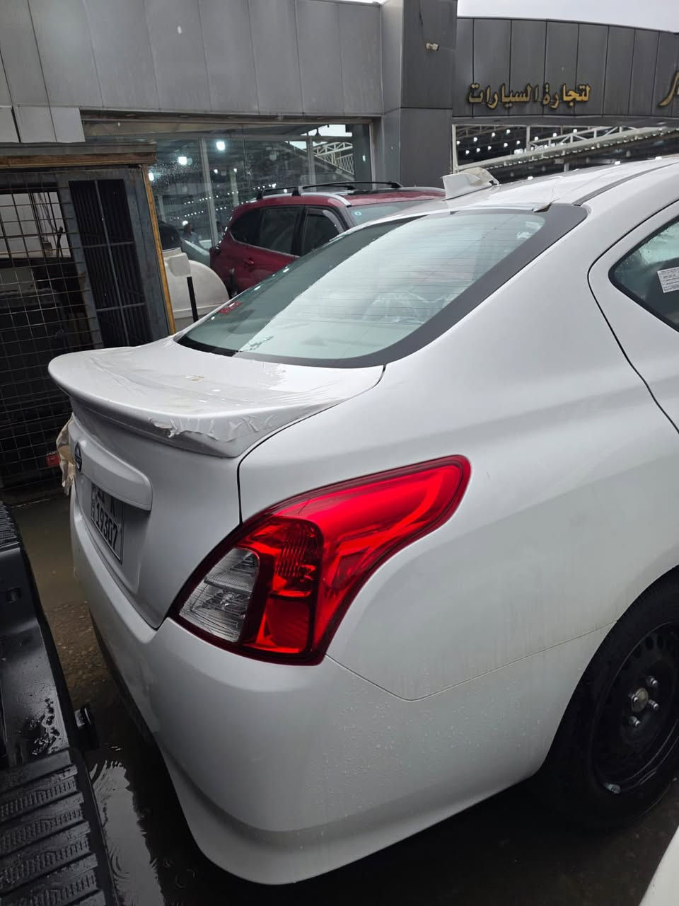 نيسان صني 2025  (أبو النيس الهندي) 

✨ أهم المواصفات:
🔹 محرك اقتصادي 4 سلندر 1500cc 
🔹 شاشة وسطية لمس مع بلوتوث
🔹 كاميرا خلفية + سبايدر خلفي
🔹 مقابض الأبواب نيكل
🔹 مقاعد مريحة مع مساحة داخلية 
🔹 تبريد قوي يناسب أجواءنا 🔥
🔹 أنظمة أمان ABS + Airbags
السعر 21 مليون 100 مرقم بغداد جاهز لوحة وسنوية 
☎️ 
***********
