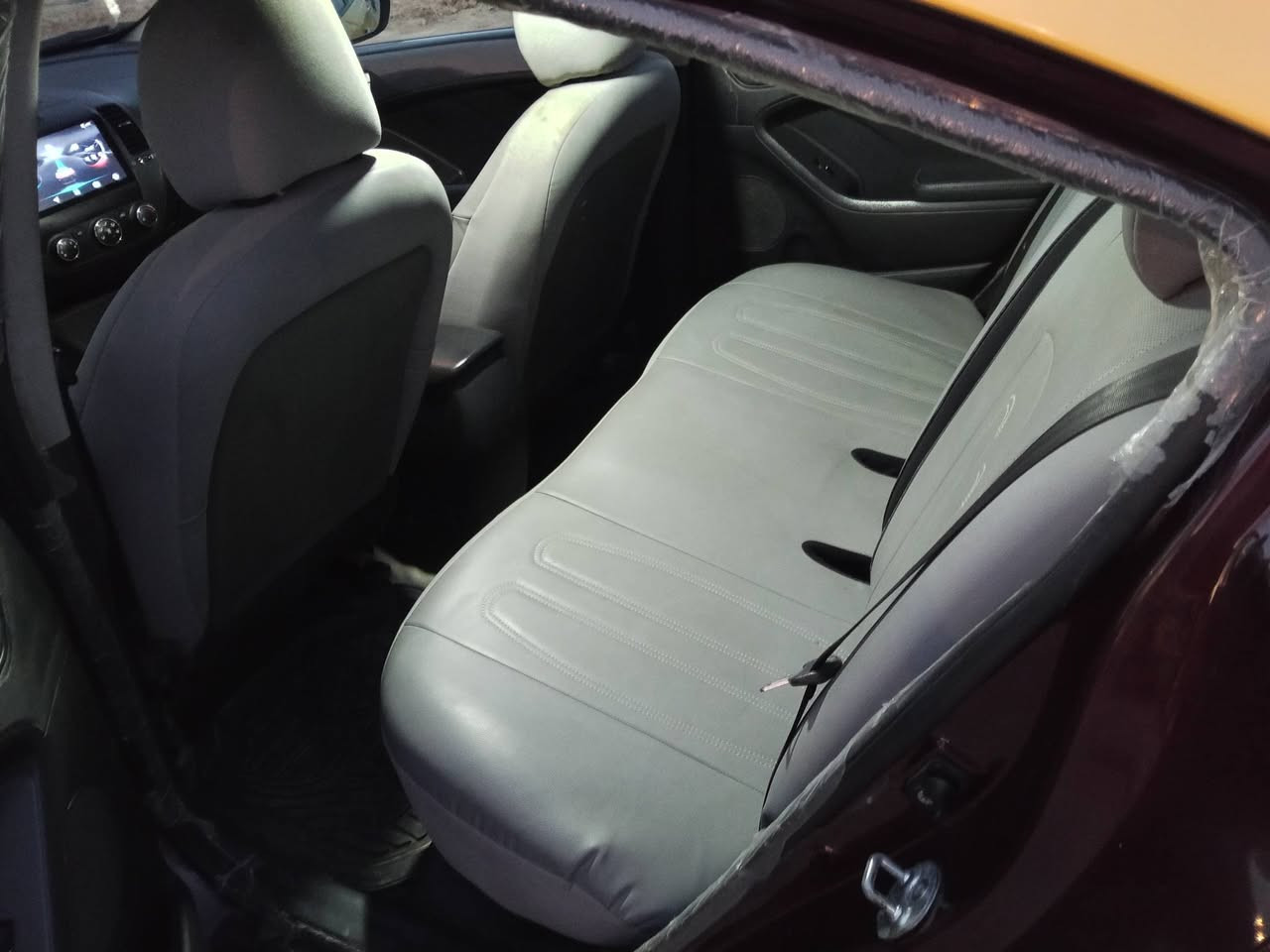 السلام عليكم فورتي للبيع وارد امريكي 2018 نص فول رقم بغداد باسمي محرك الفين دوش گير ومحرك وتبريد مكفولات السولار داخل المنشور السعر 110 وبيهه مجال اني مكلف بالمنشور ***********
