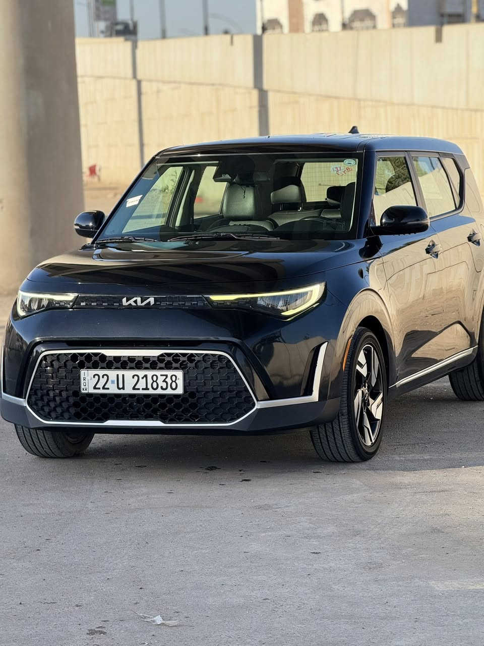 السلام عليكم للبيع كيا صول GT لاين فول (اعلى فئة)موديل 23 حادثه فقط دعاميه اماميه ايرباك ستيرن فقط رقم اربيل مكان السياره بالحله 
للاستفسار ***********
