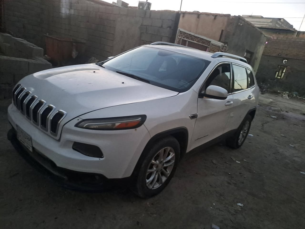 السلام عليكم للبيع جيب 2019
سياره وارد امريكي حلوه السياره جاهزه
رقم ميسان تحويل مباشر
مكان السياره بصره شط العرب الجزيره
سعر 105 بيها مجال
***********
