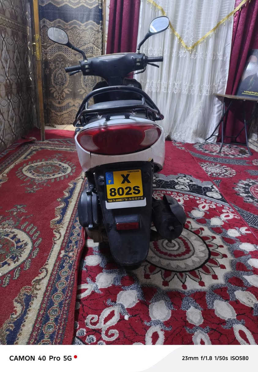 من رخصة الادمن سلام عليكم دراجه بريز نوزل نضيفة للبيع اوراقها كاملة دراجة خير من الله بيها بس 3 عيوب الكفر الامامي والستاند الخلفي والقبق مال صرة الدراجة عايفة صار سبوع من ضاع سويجها لحد الان ما طالع بيها السعر 400 الف رقم ‏ *********** ‏مكانها مدينة الصدر قطاع 24 ملاحضة حجيتلك العيوب مو تجي تتفخفخ براسي وطلعلك بيها عيب لو شي ما عجبتك كول ما عجبتني الدراجة تاخذها من البيت يوم يومين شهر شهرين اي شكال بيها ترجع
