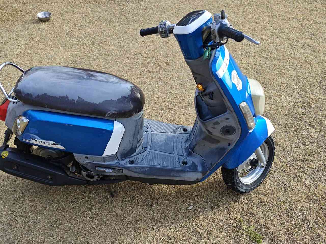 السلام عليكم بوليس مسطره للبيع دراجه كفاله عامه مابيه اي نقص مال رمبه داخل رصاصي ختم واحد ويا المكينه جديده كهربائيات كلها شغاله السعر 850 وبيه مجال مكاني بابل المسيب ***********
واتساب ***********
