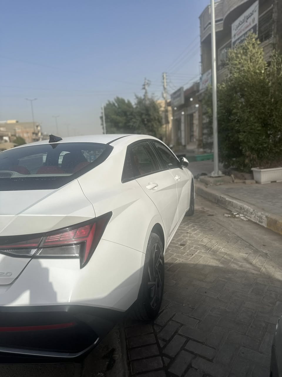 هونداي النترا
2024
خليجي
مستخدم عداد 36.000 Km
رقم بغداد 
مواصفات فول 1/1 
مكينه 2.0
دشبول الكتروني 
فتحه سقف 
شاشه كبيره 
كامرة خلفيه 
بصمه تشغيل 
تشغيل عن بعد 
حساس امامي 
حساس خلفي 
درايف مود 
تحكم ستيرن 
بك لايت خلفي  LED 
تبريد قطعتين 
داخل ابيض 
مري كهرباء 
المكان بغداد الشعب

‭***********
