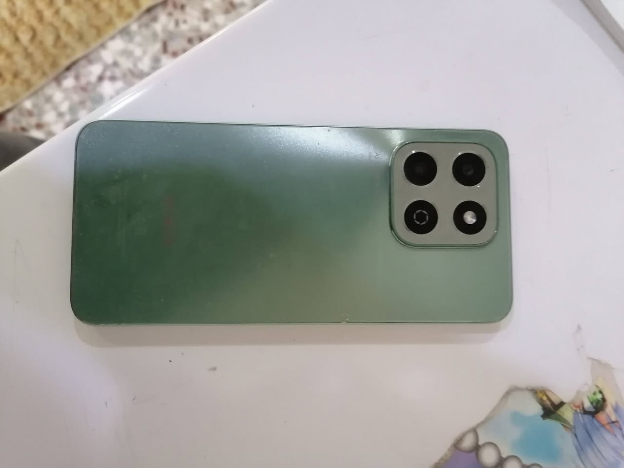 السلام عليكم ورحمة الله وبركاته جهاز هونر ذاكره 256 البطاريه 5200 كرتونه وكفر ويه صالي شهر من اخذته السعر 130 العنوان النجف كوفه حي ميسان ***********
