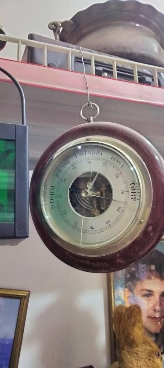 اللهم صل على محمد وال محمد 
العنوان السماوه مجمع الجوادين رقم محل 12واتساب ***********
