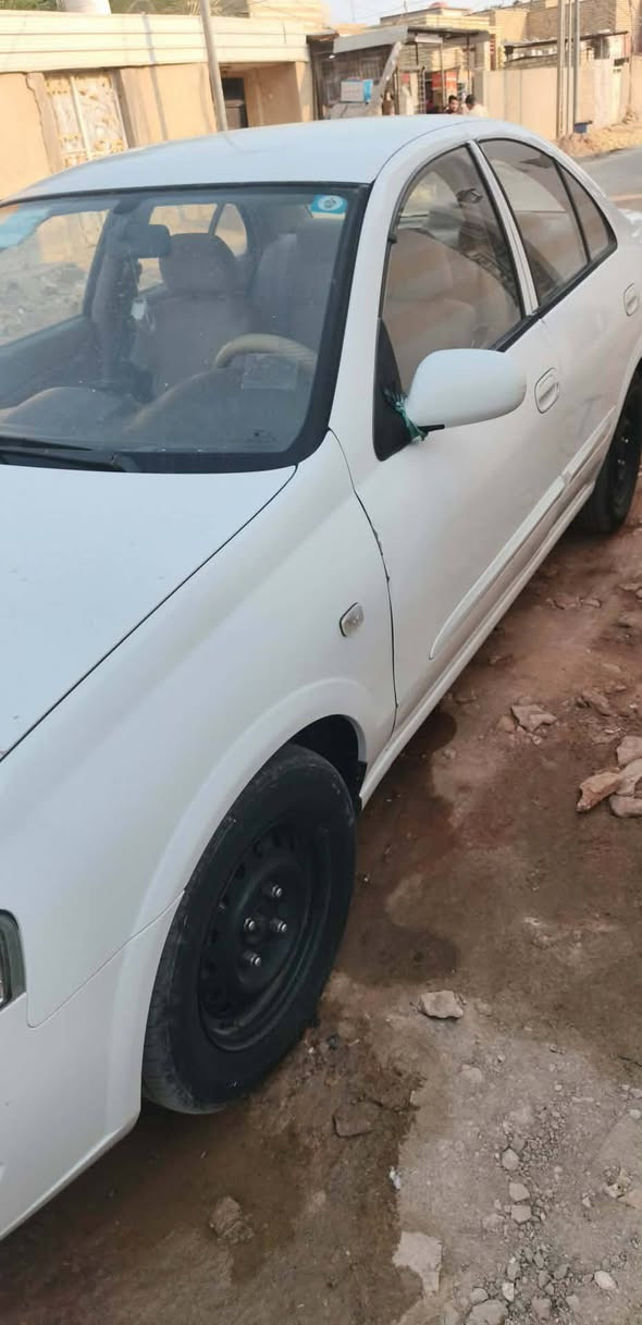 صني ٢٠١٣ سيارة جاهزة بيه بارد باب السايق وبيه شبر صبغ كارت بجاملغ عكس السايق سيارة خير من الله حداديه جديده عوزه مشط فقط ويمشي سنه بعد سعر ١٢٠ رقم قادسيه دولي عنوان ديوانية قضاء الشامية
***********
