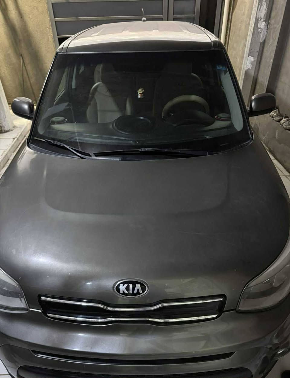 صول رصاصي ٢٠١٨ وارد امريكي
رقم بابل 

محرك ٢٠٠٠

ماشيه ٦٩
السعر 135 وبيها مجال 
العنوان بابل المركز

***********

السياره بأسمي تحويل ثاني يوم
