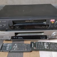 جهاز فديو كاسيت نوع بني سونيك عدد٢ عطل لا يسحب الشريط سعر المجموعة ٣٠ ...