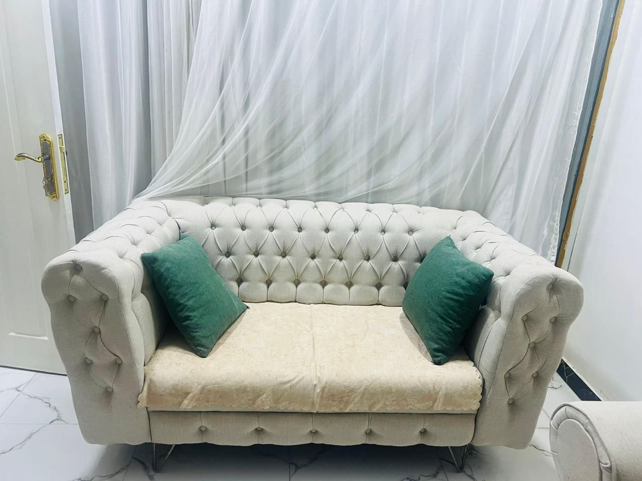 السلام عليكم 
عندي هذا المعرض للبيع اريده 200 وبي مجال للشراي
الكرويته 45 وبيها مجال
التخم عشر مقاعد بعده جديد صار اربع شهور من ماخذينه يردونه ب 550 وبي مجال
اليشتري يدز خاص


**إذا كنت صاحب هذا الإعلان وتريد حذفه لأي سبب، رجاءا أرسل رسالة إلى الدعم الفني**