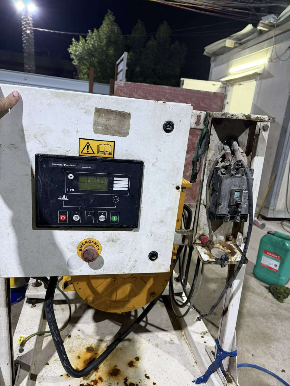 السلام عليكم بيركنز 6سلندر سوبر وإنتركلر.  نضام حمايه و توليد 135kva شغاله وعلى حمل مكان الكاظميه ***********
