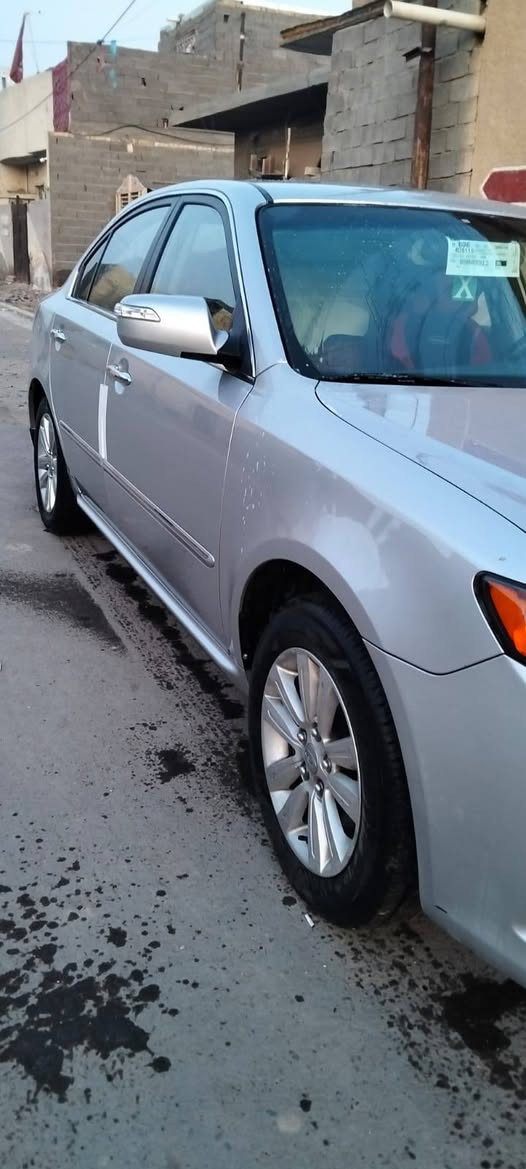 يا الله سلام عليكم اوبتيما 2010 ادوات كصتها جنطه سياره ماشيه70الف حقيقي كير ومحرك حداديه بالكرتون سياره دخول جديد عنوان بغداد*********** سياره بنزين
