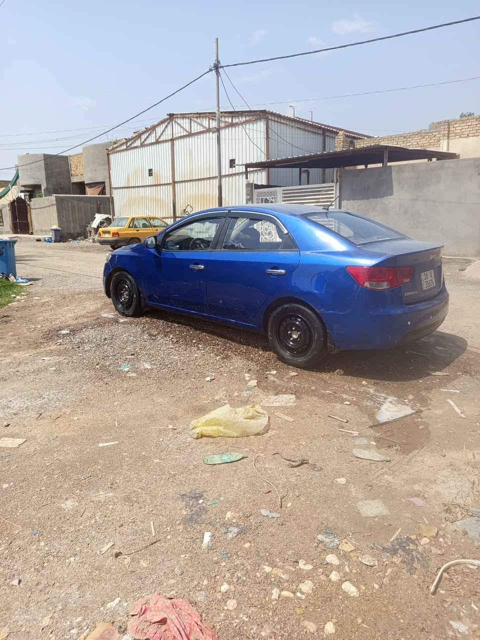 السلام عليكم سيراتو للبيع موديل 12 بسمي هزه جديده 
السعر 78 مكاني بابل ***********
