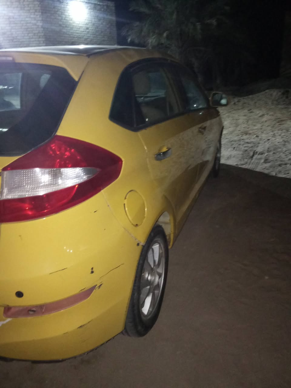 شيري فلاوين لبيع موديل 11 سنويه 30 رقم انكليزي مصفره هيه وغرامات ماركه موجود يمي بل سماوه محرك خير من الله والكير جيد تخم تاير باتري جديد  السعر 25 العنوان السماوة  ***********
