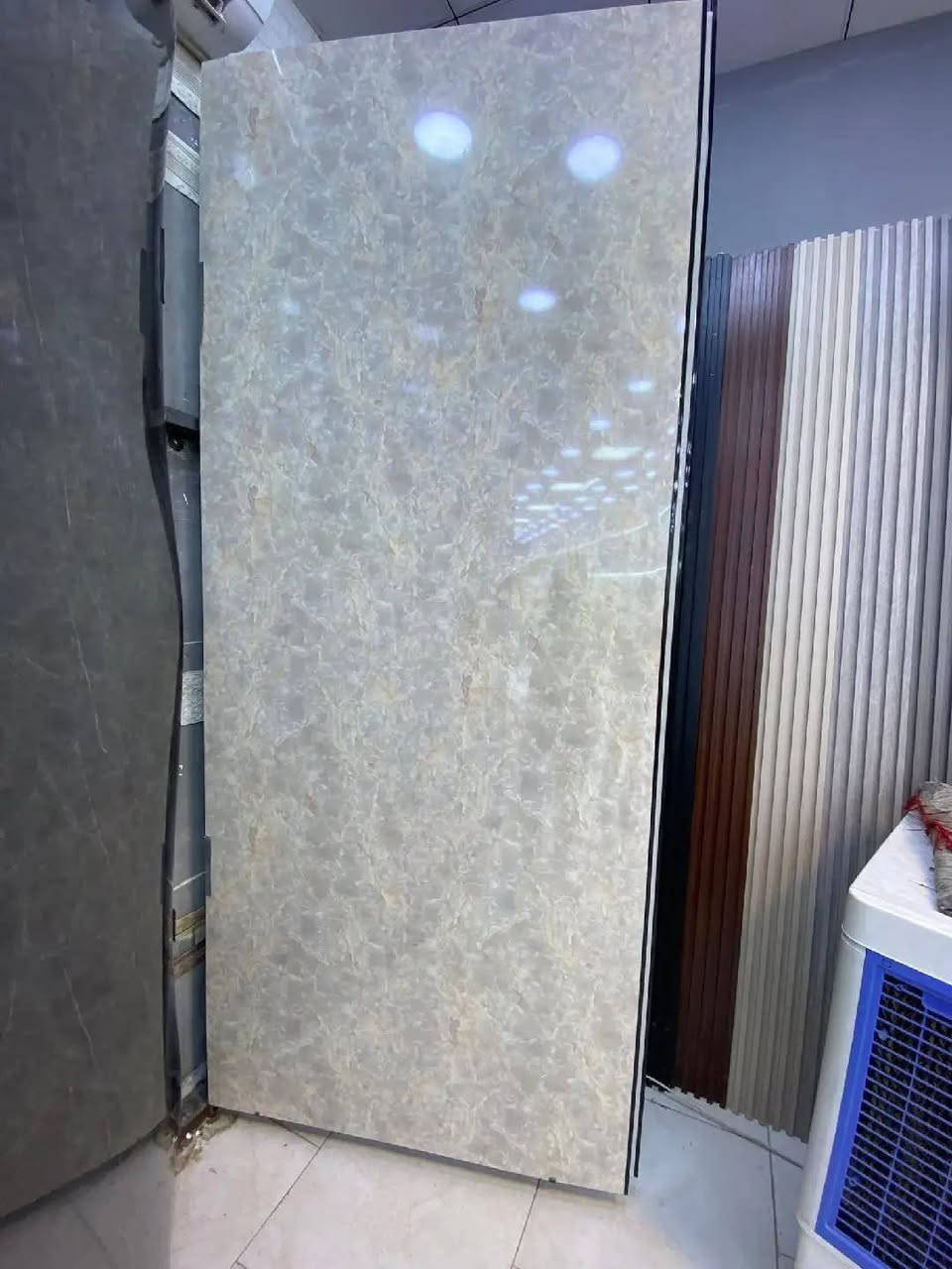 😊 *عرض مميز لخدمات تغليف وتركيب جميع انواع الجدران 👍*

*خدماتنا:*
- فك  باحترافية
- تركيب
- ترميم 
تغليف الجدران 
*التفاصيل:*
- الموقع: النجف الأشرف.
- السعر: تنافسي.
- للتواصل:
    - واتساب: *********** 
    - اتصال: ***********

*انتظر اتصالك 😊*
