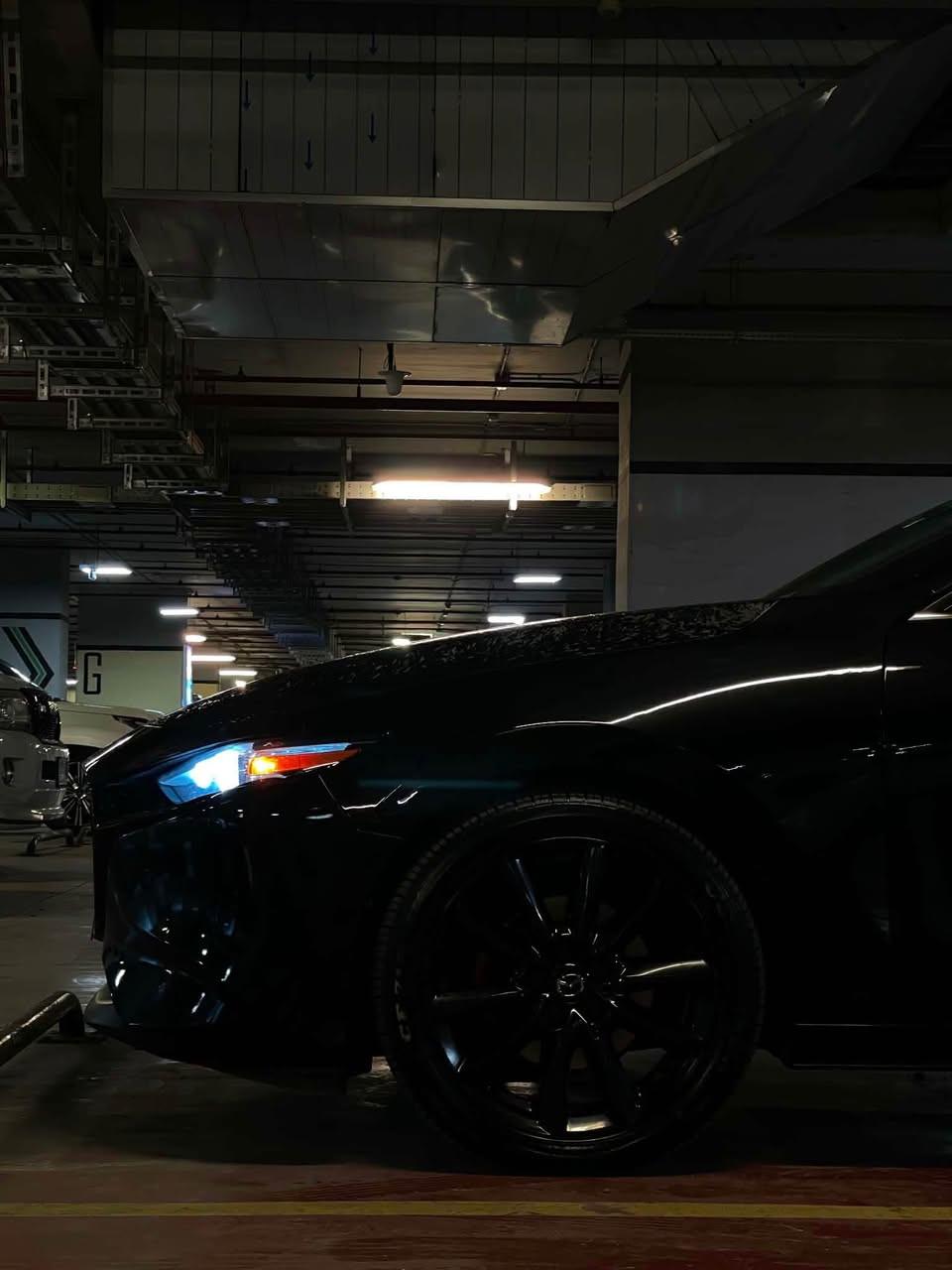 2021 Mazda 3 premium plus hatchback
مازدا ٣ پریمیەم پڵەس ٢٠٢١ هاچباک
مەکینە ٢.٥ تۆربۆ 
دەبڵ ئەکسل AWD
قەپات مواسەفات:
کامێرا ٣٦٠
ڕادار و سێنسەر و ئەوتۆ ستۆپی پێش و دوا
خەتی جادە
داتاشۆ
سڵاید
١٢ مکەبەرەی بۆس 
فڵچەی جام ئەوتۆ 
لایت ئەڵقە و ”Adaptive LED”
ئەوتۆ فول
ناو سوور
کوشن جلد
کوشن خەزن 
کوشن هیتەر
سوکان هیتەر
ئاوێنەکانی دژە فوولە
چوار جام ئەوتۆ
تەبرید دوو زۆن
پادڵ شیفت
دەبڵ سپۆیلەری لەسەرە 
٤٣هەزار کیلۆمەتر ڕۆشتووە 
تەنها بۆنید بۆیاخ 
دوو پەڵە ساردی هەیە
ئێرباگ سوکان و داشبل سیستمە
قرچێکی شانسی هەیە
سێرڤسی کامل کراوە و بێ نوقسانیە.
گێڕ و مەکینە و کارەبایات و تەحویل و وەکالە و غرامە و هەموو شتێکی بە شەرت بە ناوی خۆمەوەیە.
***********
*********** السليمانية, العراق
