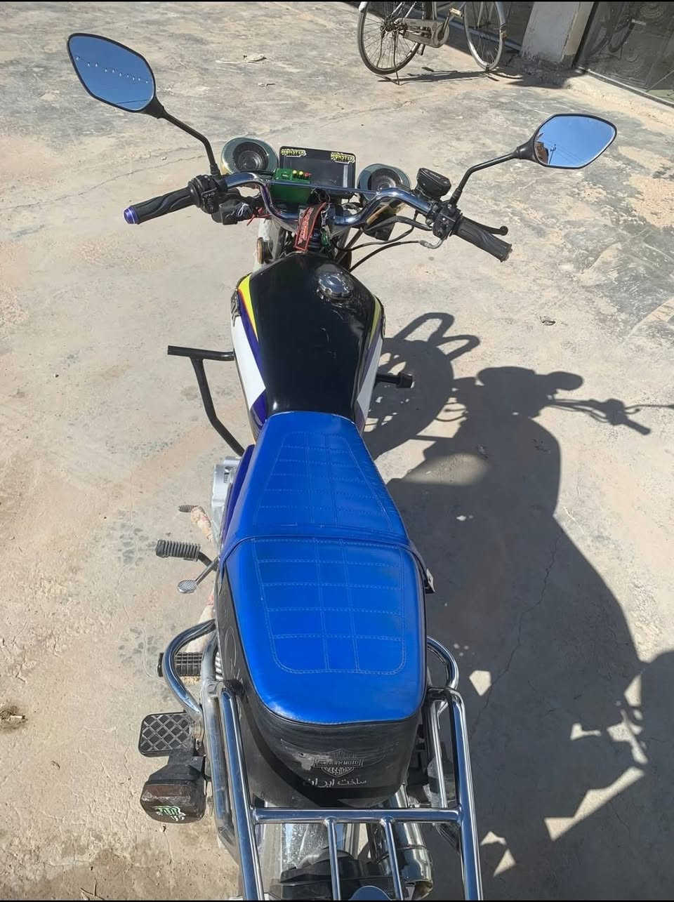 سلام عليكم ورحمة الله وبرڪاته دراجه سونك   موديل 24ومحرك 150وضه لشركه  بيع سعر 750وبيه مجال او مراوس حسب القناعه لعنوان الصقلاوية رقم وبي واتساب  ***********

