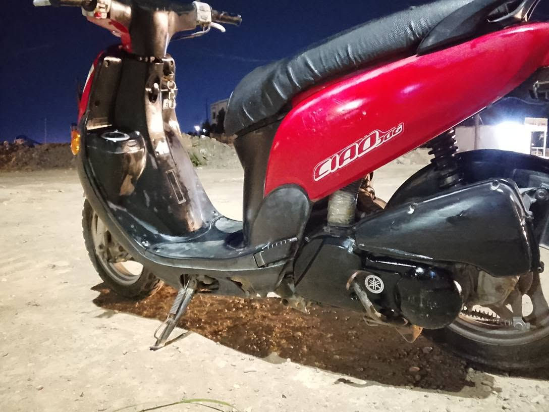أوراق للبيع كفرات نظيفه مكينة مكفولة كهربائيات شغالة  العنوان ميسان حي المعلمين الجديد شارع البطاقه الوطنيه *********** عمارة, ميسان
