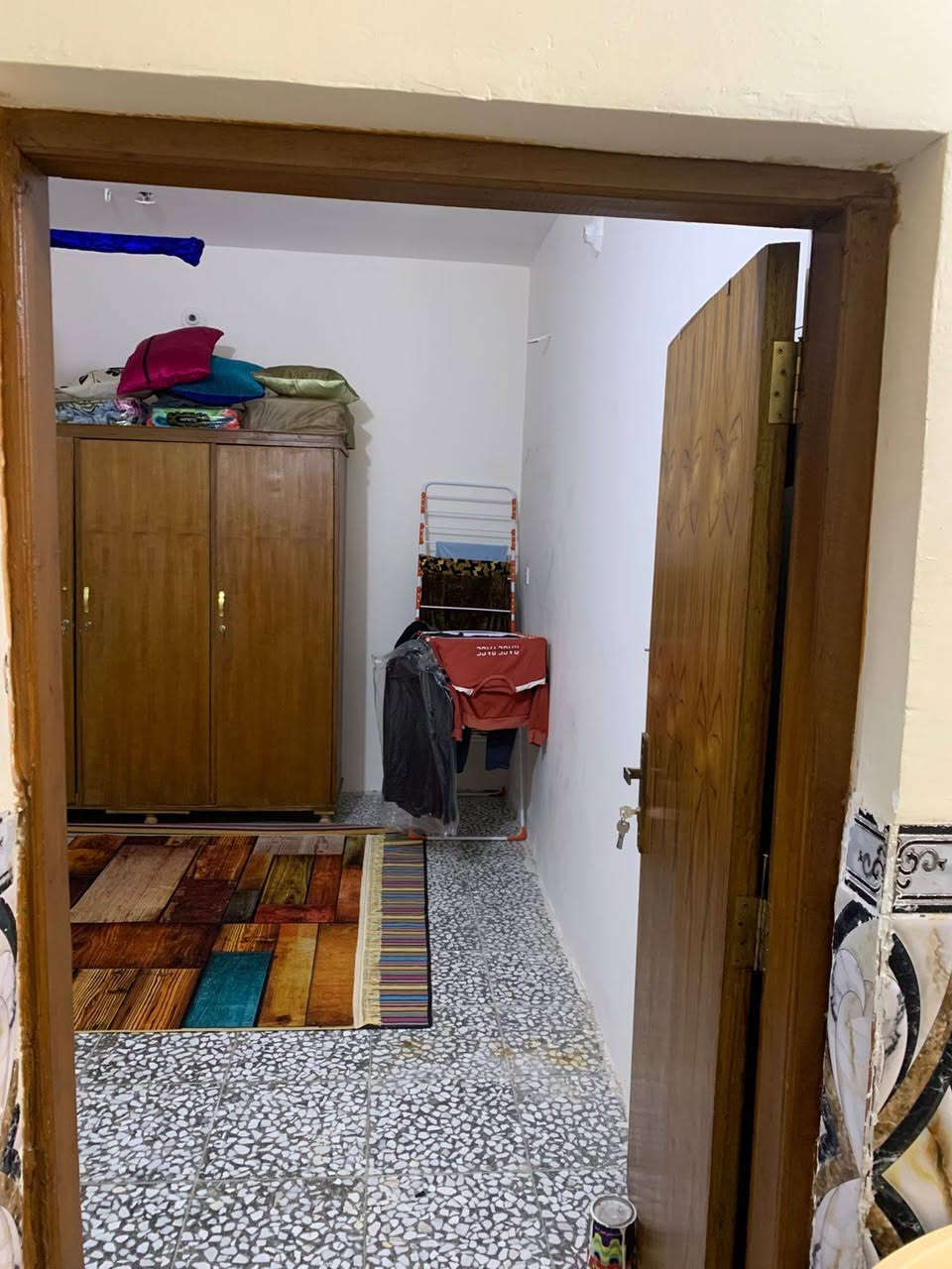 السلام عليكم دار للبيع في الزعفرانية قرب المنصة مقابيل حسينتة الزهراء شيخ صالح  مساحتة 114 متر طابو صرف.    ***********
