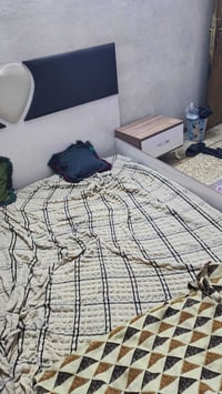 غرفه نوم مستعمل نضيف مكاني بغداد الحريه رقمي 07901580489