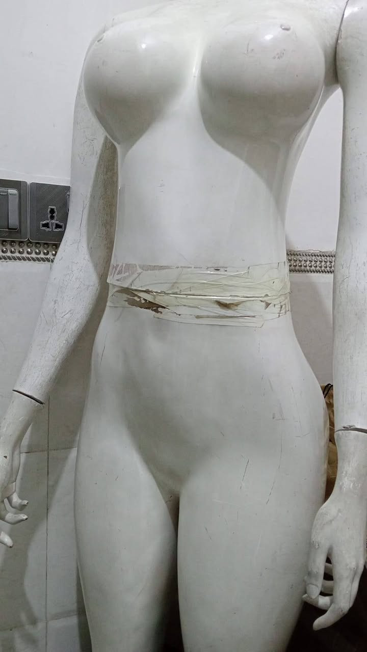 ملكانة نسائية مستخدمة انكسرت من النص ترهم تتصلح او تتيب بلاصق السعر 15 الف


**إذا كنت صاحب هذا الإعلان وتريد حذفه لأي سبب، رجاءا أرسل رسالة إلى الدعم الفني**