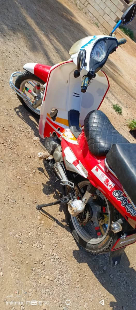 السلام عليكم ،
ماطور سرفيس للبيع 
ماطور نضيف حيل مابي لاتبخير ولا دخونه صوته ناعم اريد مراوس بفوزه الي عنده لايقصر وياي السعر 600وبي مجال لاستفسار ***********
