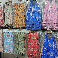 فساتين أطفال • مقاسات ١-١٢ • ٥٠٠٠ قطعة