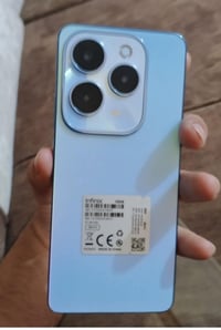 انفينكس هوت ٤٠ • شاشة مكسورة • ما مبين