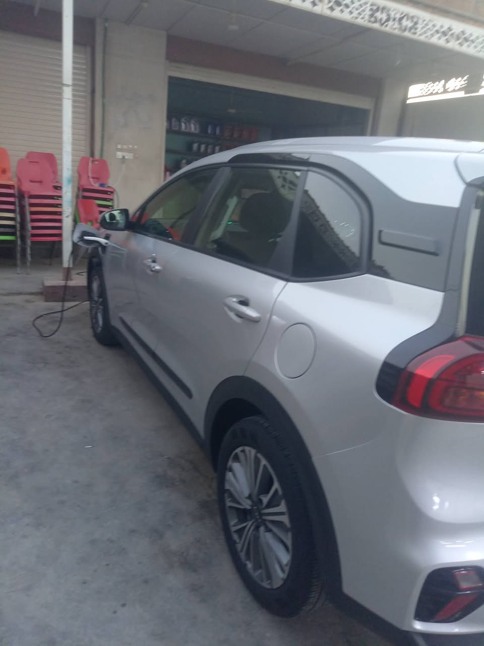 سلام عليكم كيا نيروموديل 23 رقم بصرة بدي كفالة لاصبغ ولا معجون بارد فقط مدكر امامي يسار وخشم البنيد بية هم قليل بارد فقط ارباكات شركة السيارة بلك ان يعني شحن منزاي الشحنة تمشيك 60 كيلو بعدين تحول هايبرد
سعر155
ت/***********
مامتواجد ع الفيس اتصال فقط وتساب
