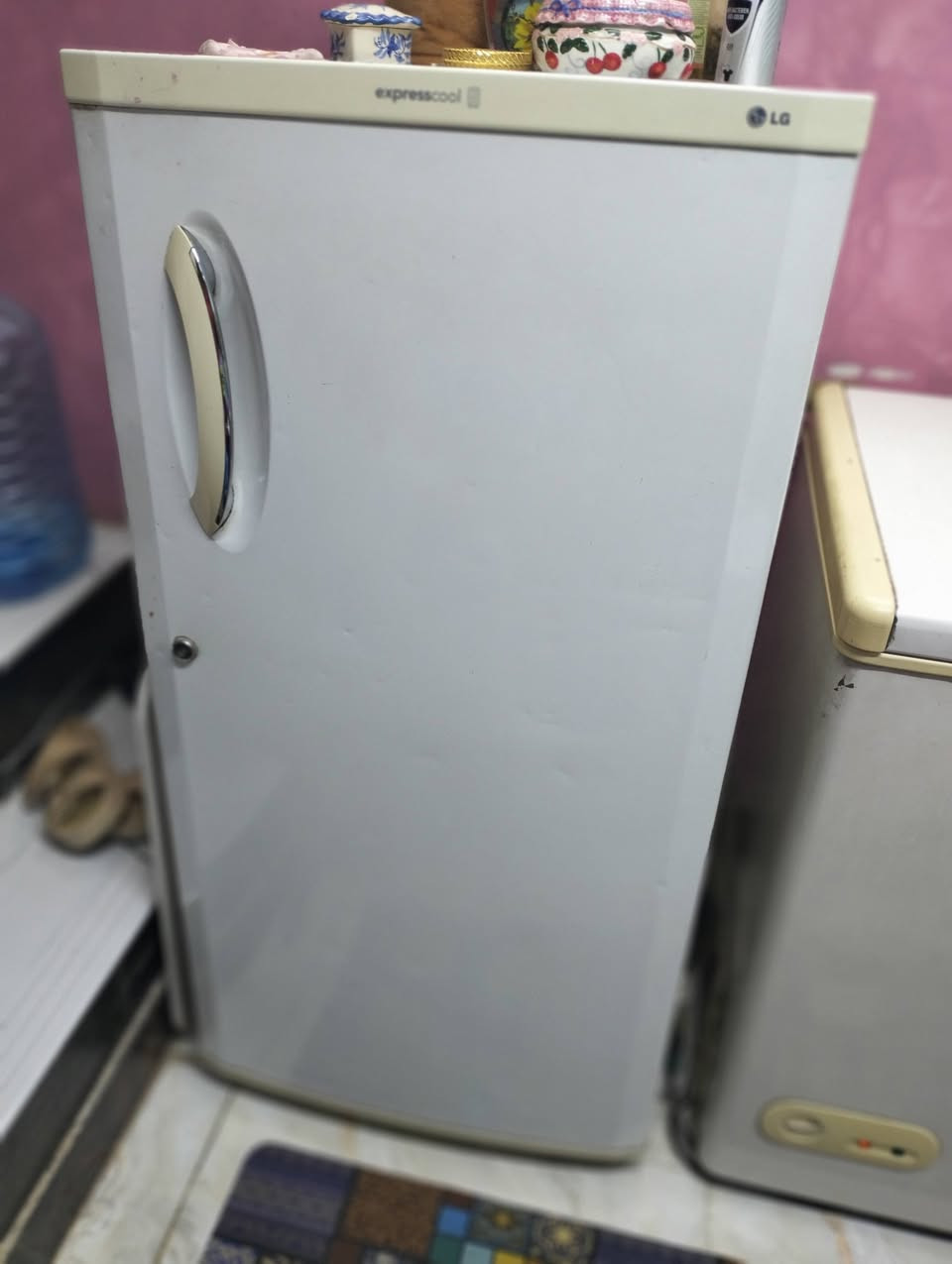 ثلاجه ال جي الحجم الوسط وتكون عريضه موكصيفه ... مجمده كيلون التجنيد فول نظافه 90% السعر ثنينهن 250الف


**إذا كنت صاحب هذا الإعلان وتريد حذفه لأي سبب، رجاءا أرسل رسالة إلى الدعم الفني**