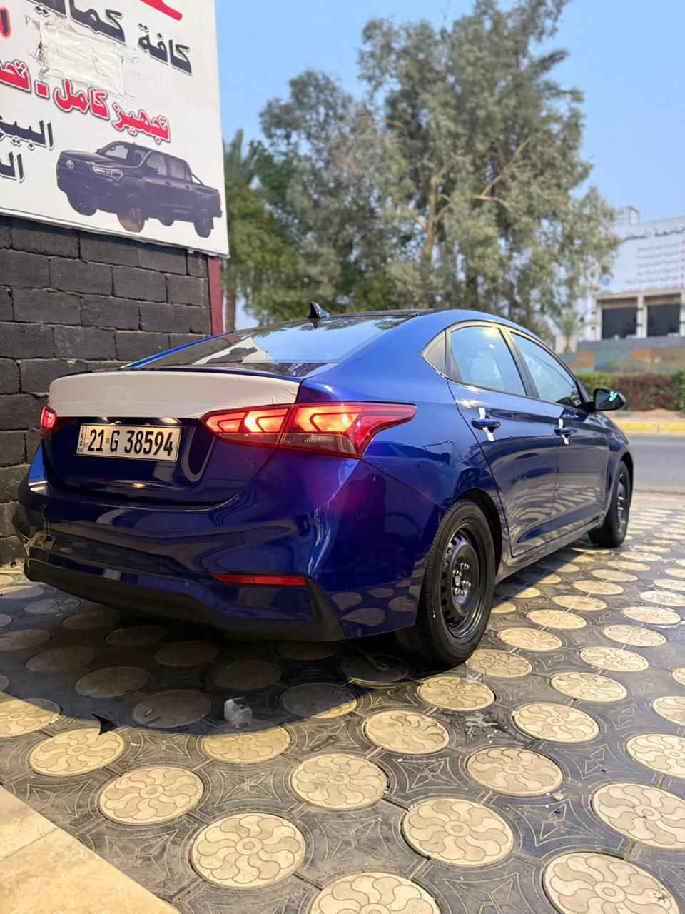 سلام عليكم اكسنت وارد امريكي حادثها بنيد مبدل بدون دواخل جاملغ صبغ فط موديل 2020 هزه وسنويه جديده مكينه الف وستميه دوش السعر 113 للستفسار اتصال *********** مكاني بغداد شارع فلسطين
