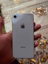 ايفون 8 • مستعجل • البصرة