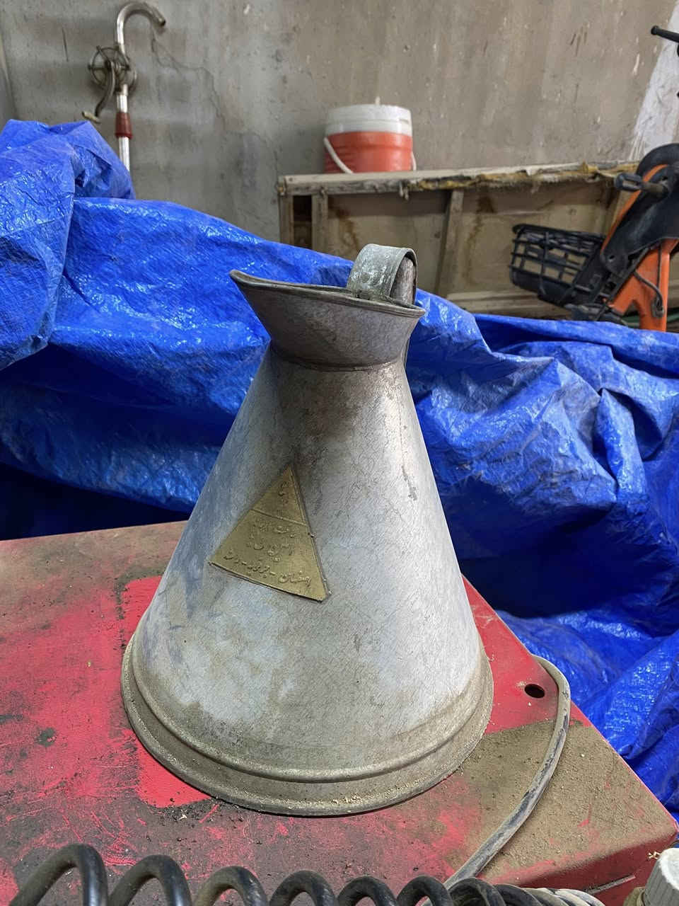 غراض مال محل بنجرجي
خالعه مال تايرات حجم 22 بعده جديد اسبانه ماطاخه بس يرادله تنضيف 
معبات مال دهن من نص لتر ليحد 4 لتر
بم مال دهن مرميل ***********
