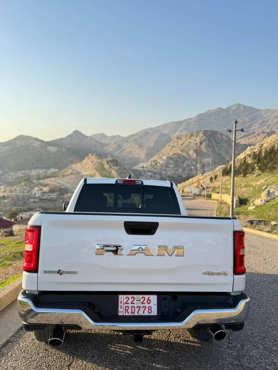 ⚡ 
RAM 2025
محرك 6 سلندر توين تيربو (Twin Turbo) – قوة وأداء عالي

🚙 دفع رباعي (4x4) جاهز لكل الطرق

✅ الحالة:

✔ بدون صبغ (وكالة)

✔ باب جبر + بودي قصير

✔ بك هورن (Bighorn) المرغوب

🌟 المواصفات:

✔ شاشة وسطية كبيرة حديثة

✔ كاميرا خلفية + حساسات

✔ تشغيل بصمة (Start/Stop)

✔ نظام دخول ذكي

✔ كير أوتوماتيك 8 سرعات

✔ مقاعد مريحة قماش / كهرباء

✔ تحكم ستيرن (ستيرن مالتي)

✔ مثبت سرعة

✔ نظام توفير الوقود (Eco Mode)

✔ نظام مانع الانزلاق والثبات

✔ رنقات ألمنيوم وكالة

✔ إنارة LED أمامي وخلفي

💥 المميزات:

✔ محرك اقتصادي مقارنة بالقوة

✔ مناسب للعمل والسفر

✔ سيارة نظيفة وجاهزة

كاتي (مؤقت) تترقم شمالي 

💰 السعر: 320$  ورقة  الرجاء بدون معامله 

📍 الموقع: أربيل 

📞 للاستفسار: ***********  واتساب أربيل, العراق
