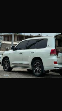 لاندكروزر GXR • مكينة V6 • ترخيص الخرطوم