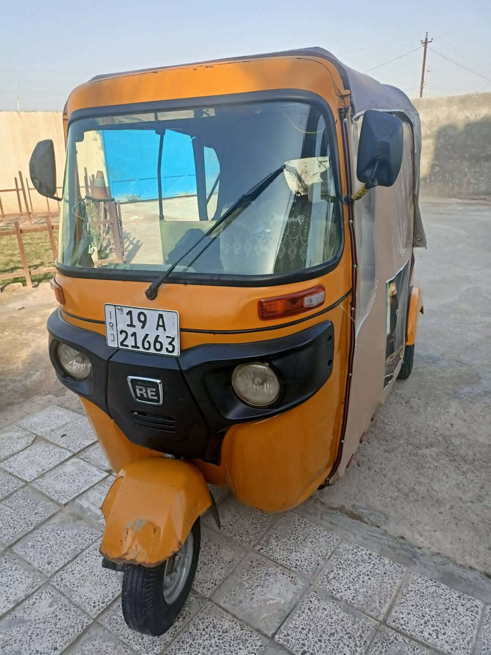 تكتك موديل 21لبيع نضافه فول مكينه مفوله رقم انكليزي  
اي نقص مابيها كامله تكتك   مكان ديالى بعقوبه 
السعر 7مليون وبيها مجال بسيط 
اتصل ع رقم ***********
