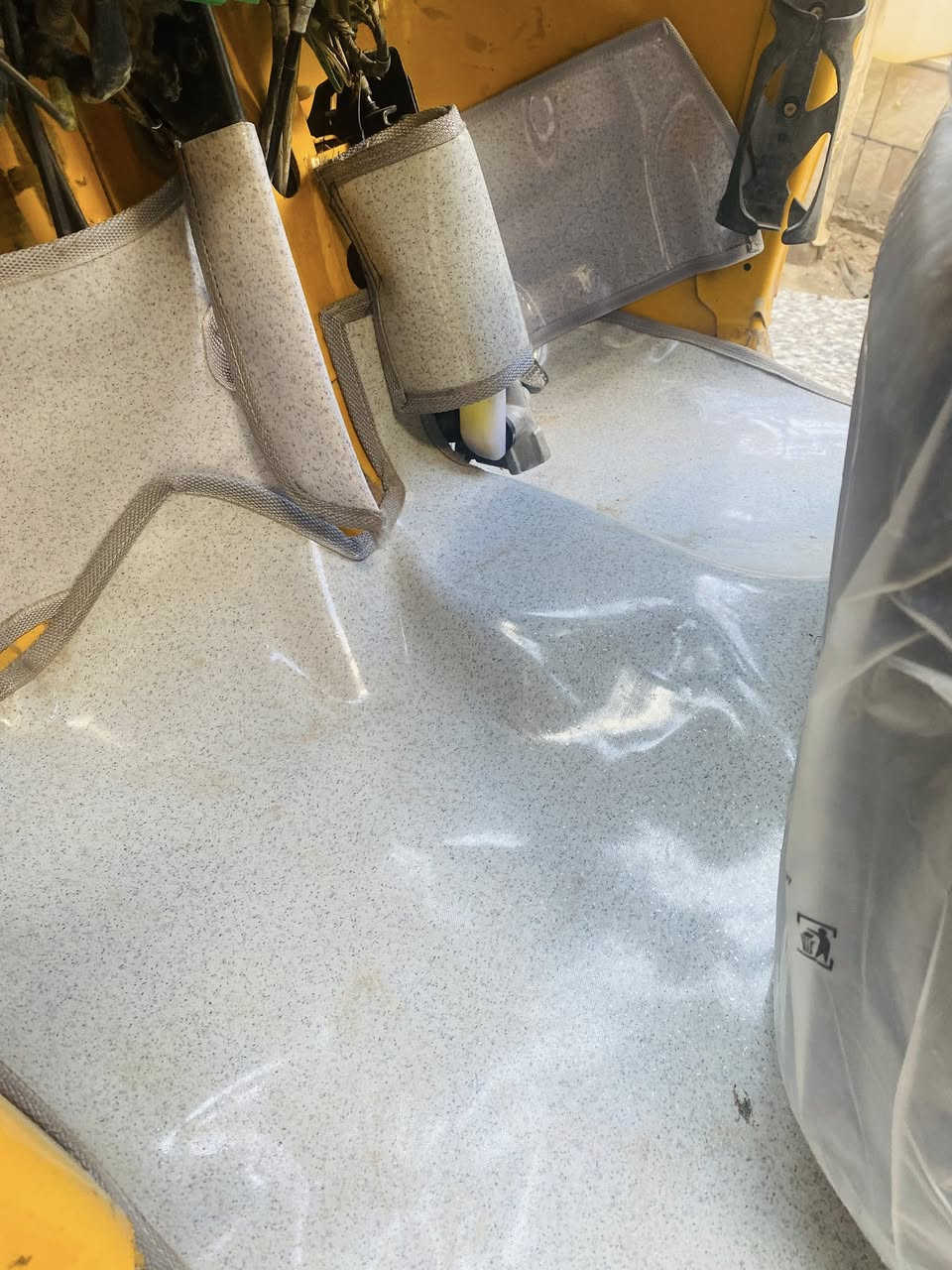 💥سلام عليكم تكتك مديل ٢٠اوراق اكفلك غايه ترقيم
🧿 🧿🦅كفاله عده دوس معمرات وبارد بلغد شبر لا اكثر تجي وشوفه 
 هيه وغراضه ومسويله ادامه كامله حداديه  
جادر صبغ هوزنات تايرات جدد بكلايت مازادات كله جديد عل شرط 
مكاني نجف سعر٥٢٥٠
رقمي ***********
