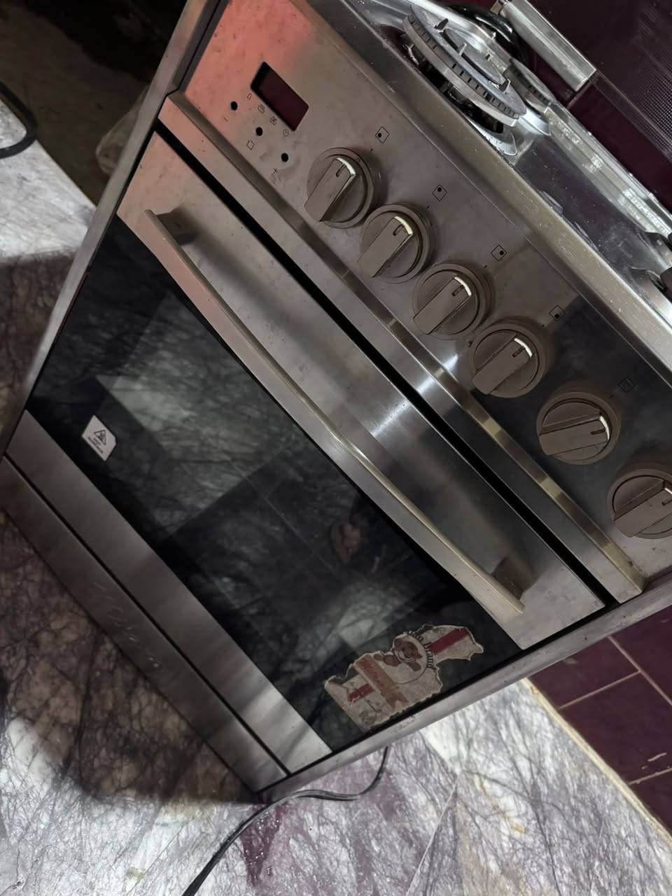للبيع كاونتر بابين مع سنك مرمر مع طباخ نوع ميلانو الايطالي اربع عيون نظيف جدا والحاضن الالمنيوم الخاص به للعلم كلهن نظيفات جداً وشغل درجة اولى 
العنوان الصويرة حي دجلة 
للاستفسار ***********
